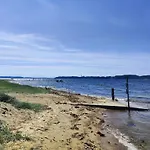 Holiday home Home- Nearby Free Waterpark Access