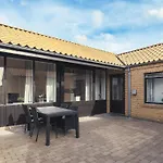 Home- Nearby Free Waterpark Access Holiday home